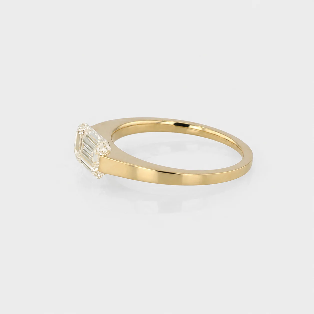 Champagne Yellow Sapphire East West Ring, yan profil